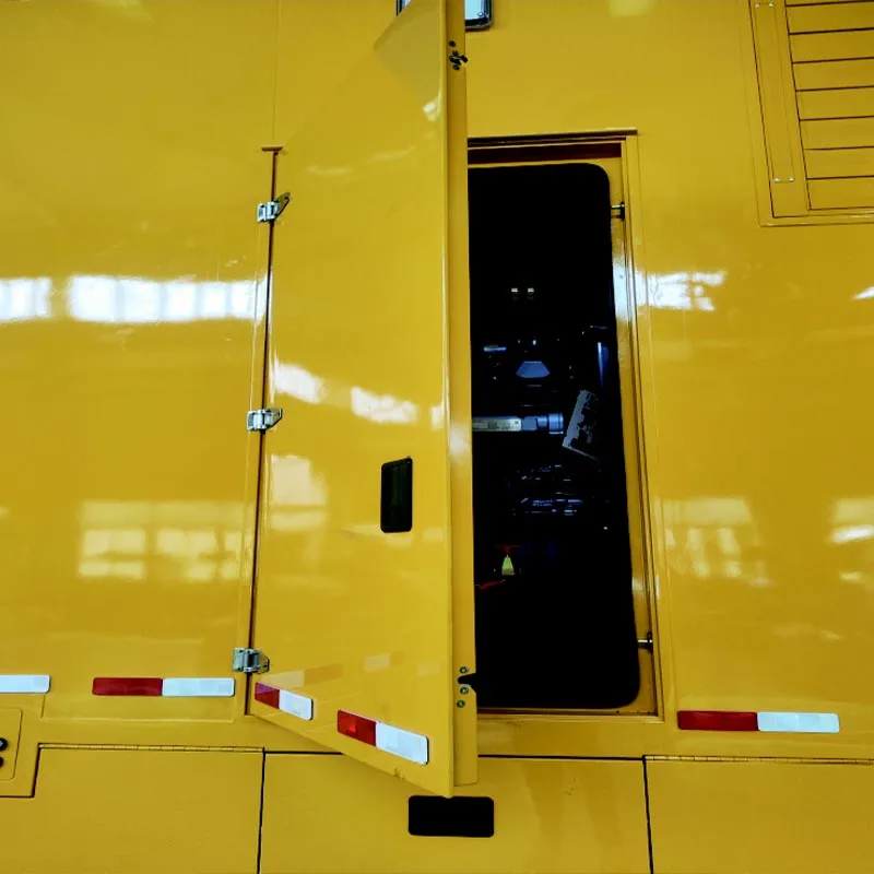 Κουνιστή πόρτα για φορτηγό βαν